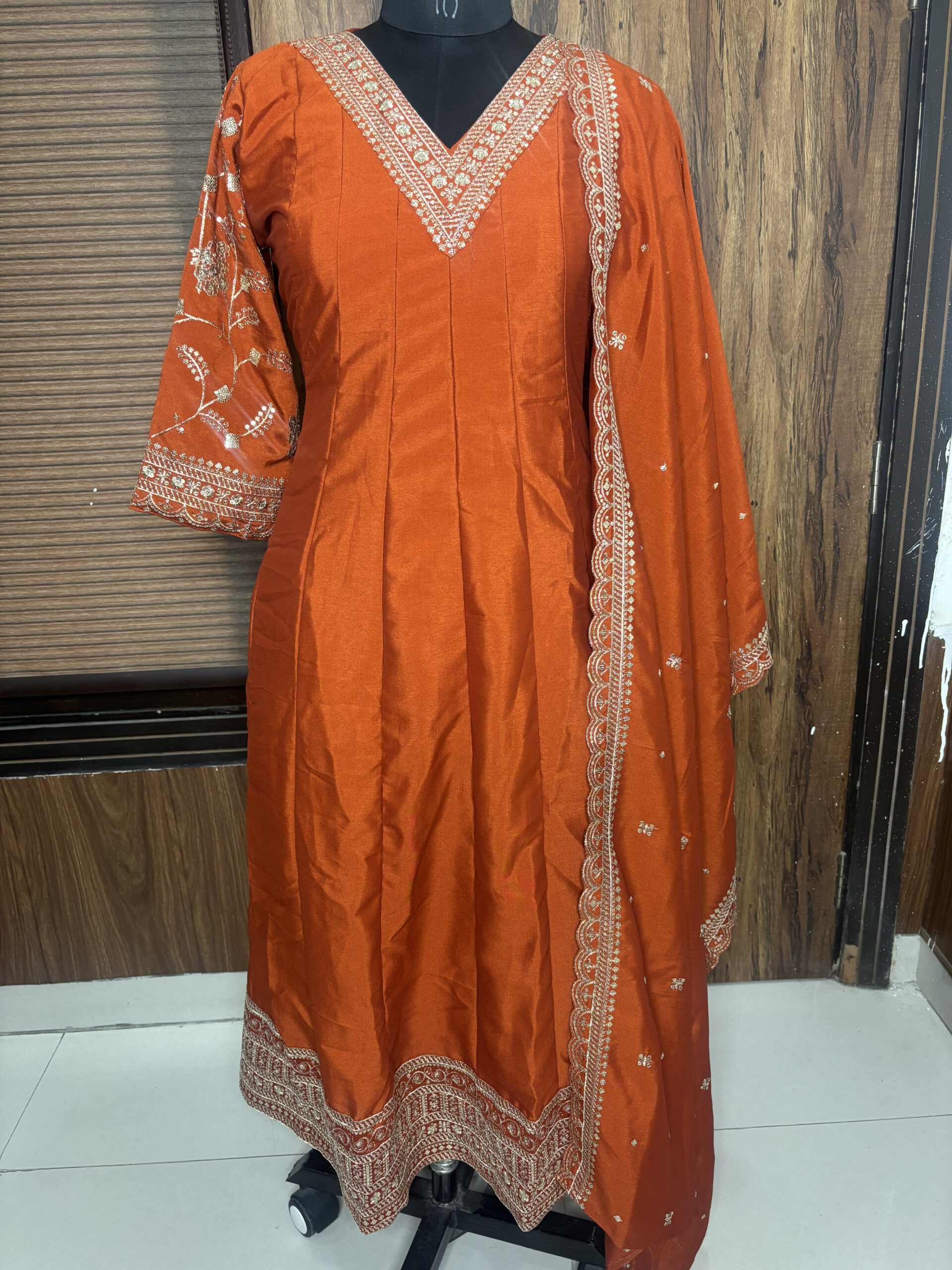 Home Rust Anarkali