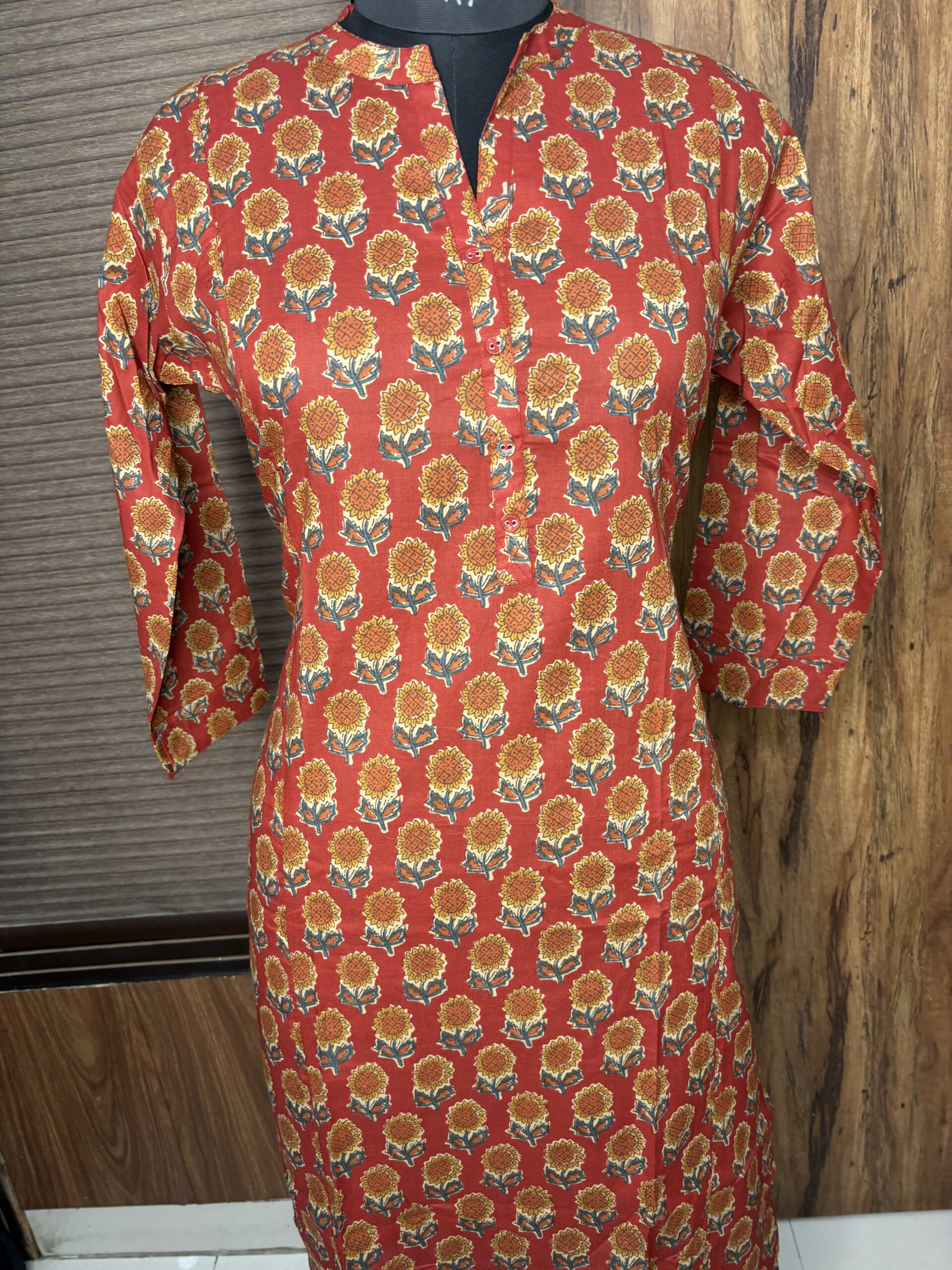 IMG_1728-scaled-1.jpg Cotton Kurti - Image 1