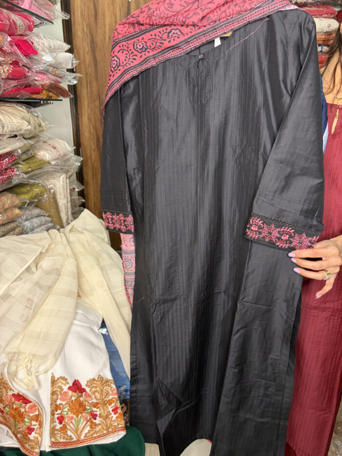Solid Formals - Image 6
