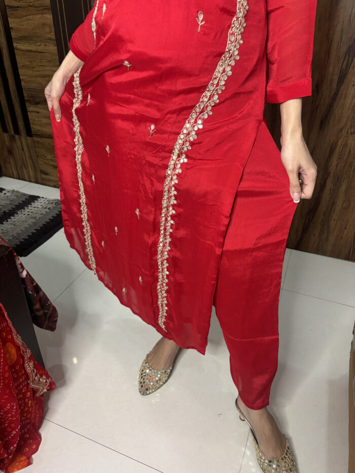 Golgappa Bandani suit - Image 6