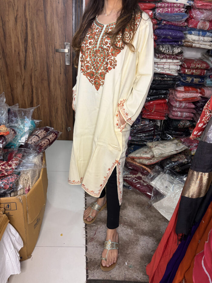 Kashmiri Ferans - Image 2