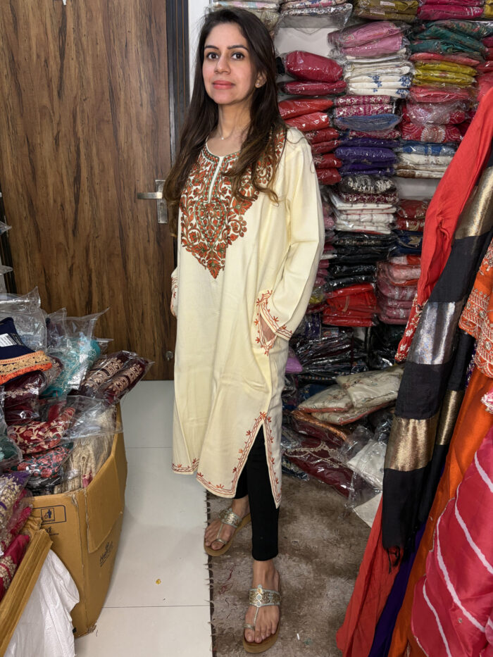 Kashmiri Ferans - Image 3