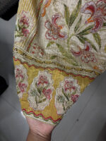 Pastel karachi Print Suit - Image 9