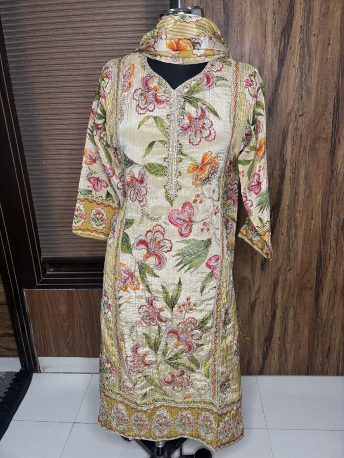 Pastel karachi Print Suit - Image 6