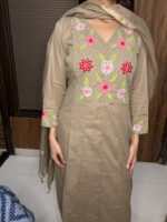 The Royalty In Beige - Image 2