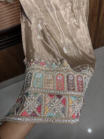 The Steal Deal Beige - Image 5