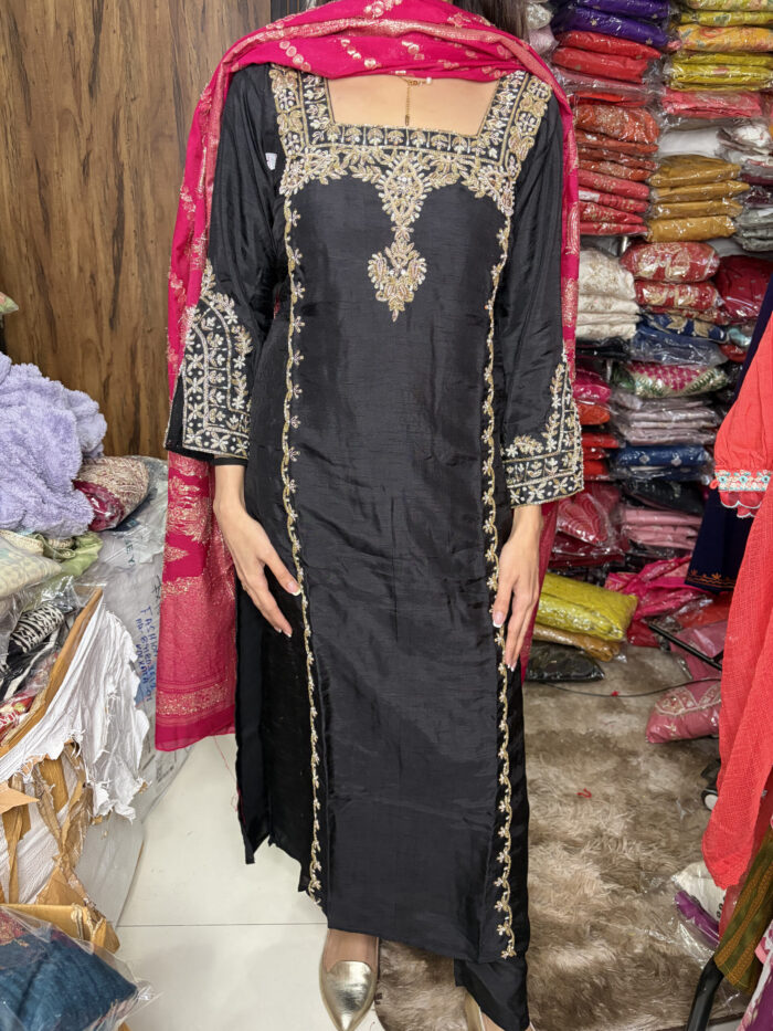 The Black & Pink Magic - Image 2