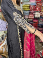 The Black & Pink Magic - Image 4