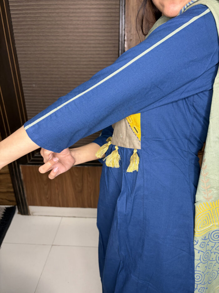 The Blue Mirror Work Suit - Image 3