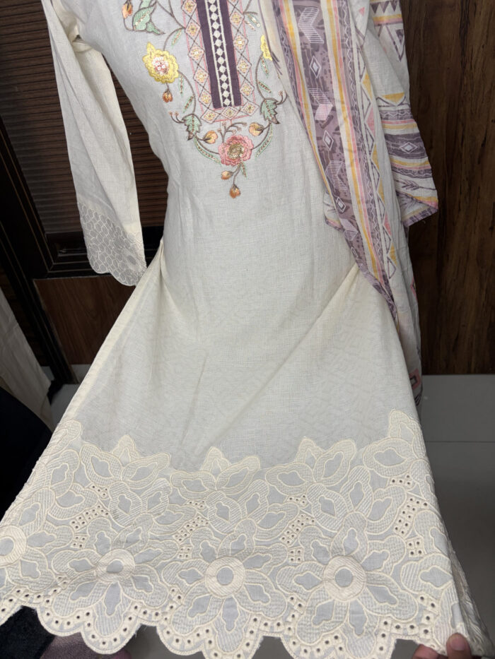 The White Shifli Suit - Image 6