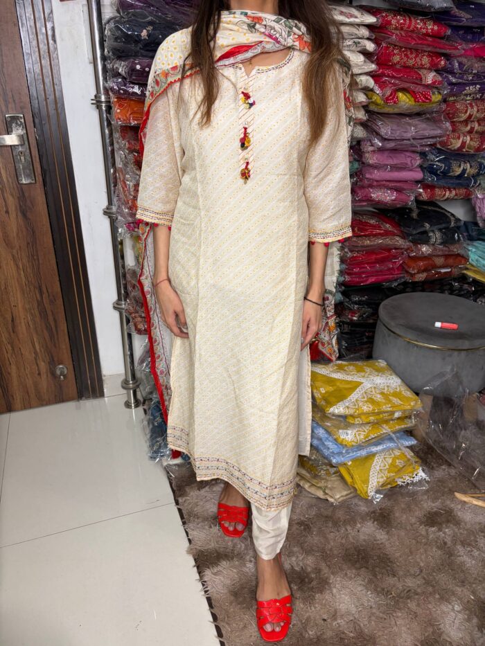 Pastel Chandheri 3 Pcs Fully Stitched Suit - Image 2