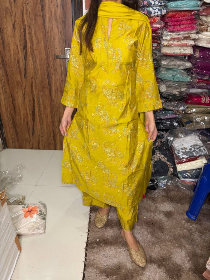 Floral formals Fabric Muslin - Image 3