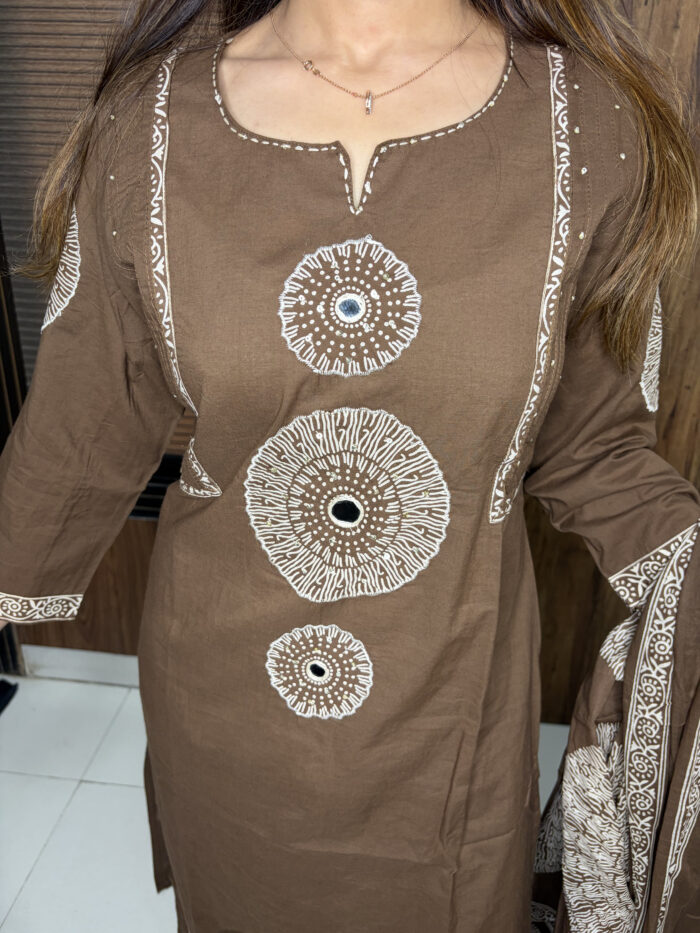 Brown Aplic Work Suit - Image 2