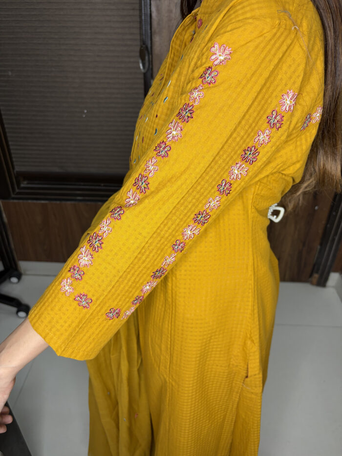 Handloom Haldi Suit - Image 4