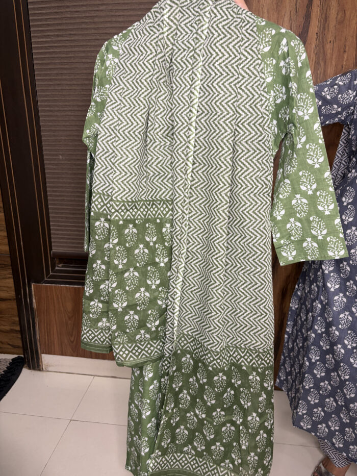 Budget Cotton Suit - Image 4