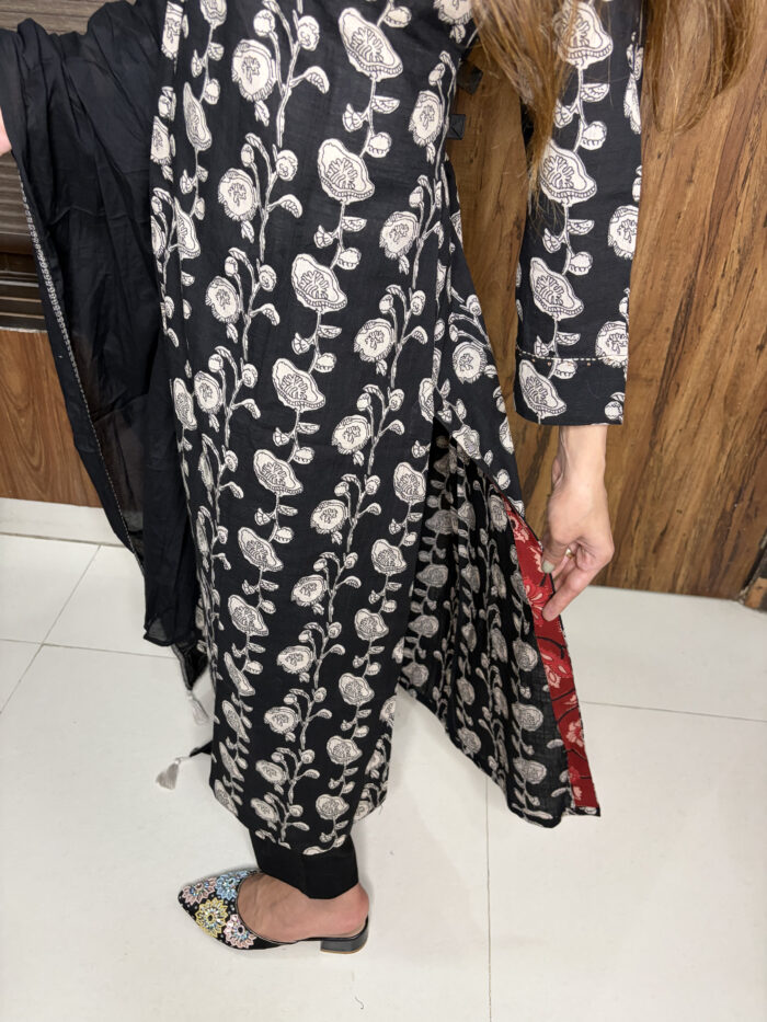 Floral Printed Suit - Image 7