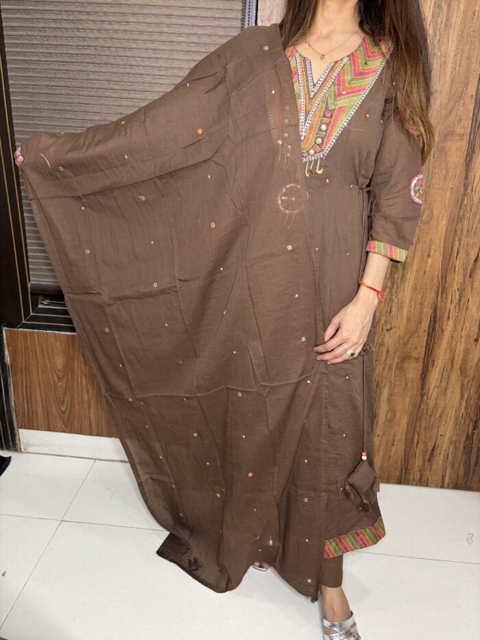 Anarkali Disco Chali - Image 7