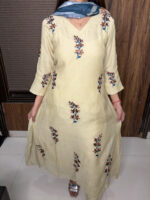 Summer essential Mul Chandheri