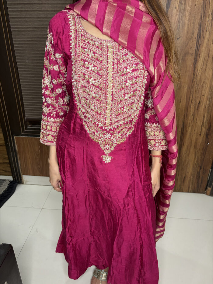 The Maharani Suit - Image 2