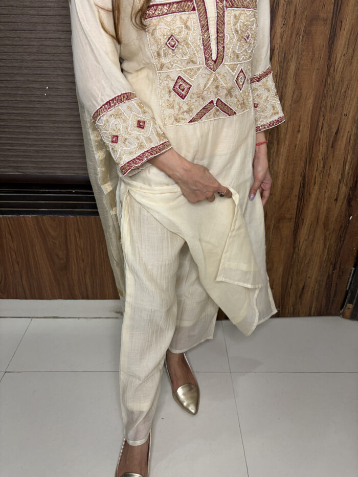 The Elegant Mul Chandheri - Image 4