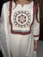 Basic Handloom - Image 2