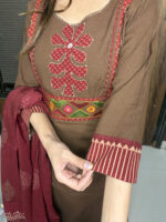 The Floral Aplique Work Suit - Image 2