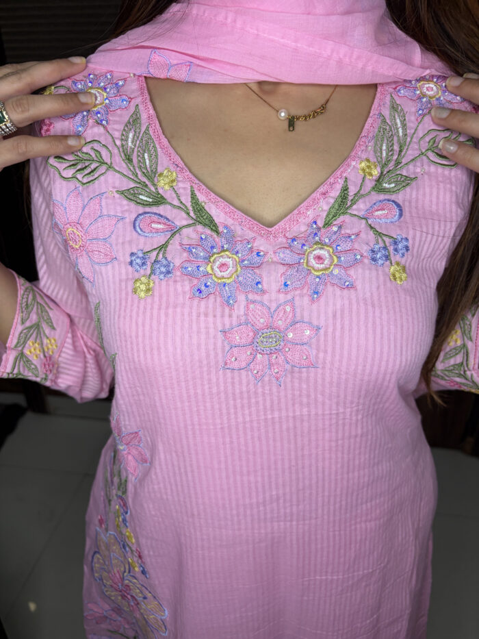 The Side Embroidery Pastel - Image 2