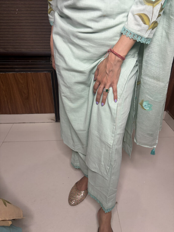 The Brush Paint Suit - Image 3