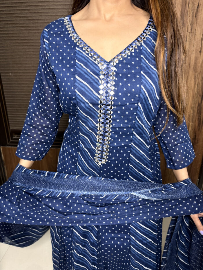 Blue Leheria Suit - Image 2