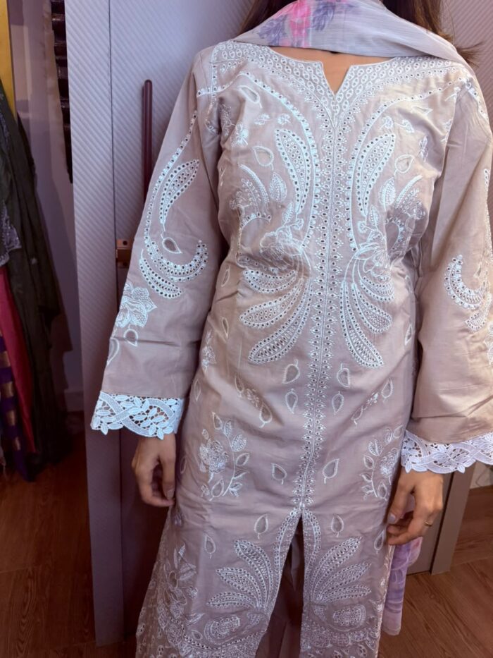 Cotton Pakistani Suit - Image 3