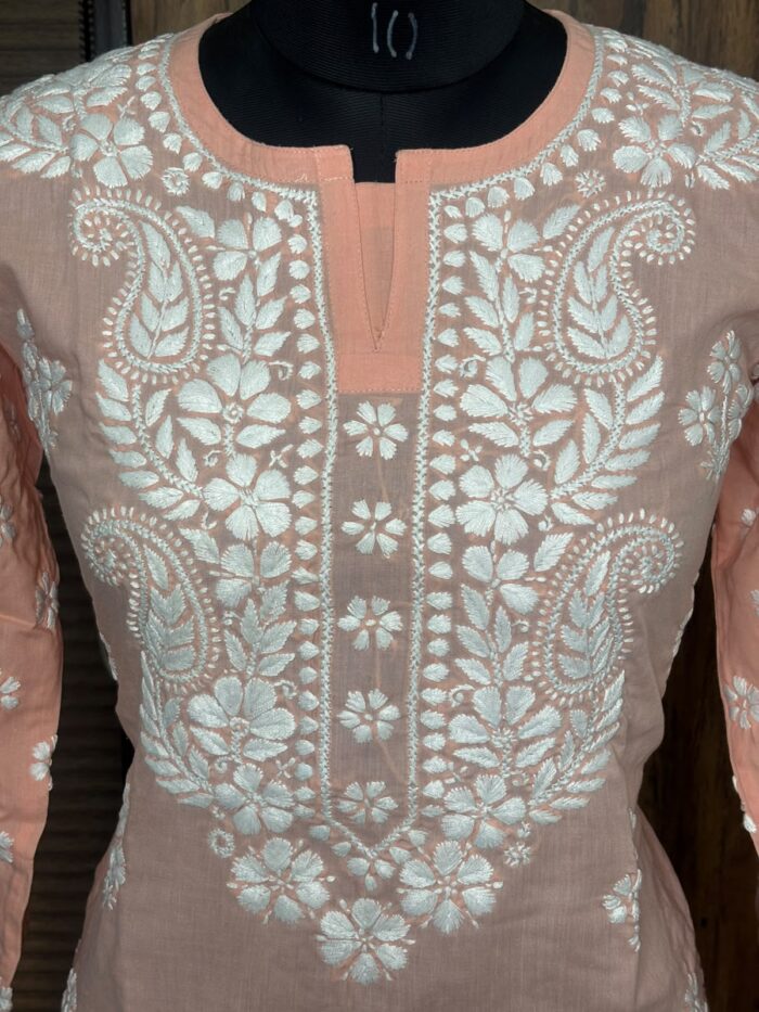 Pure cotton embroidery chikankari kurta - Image 2