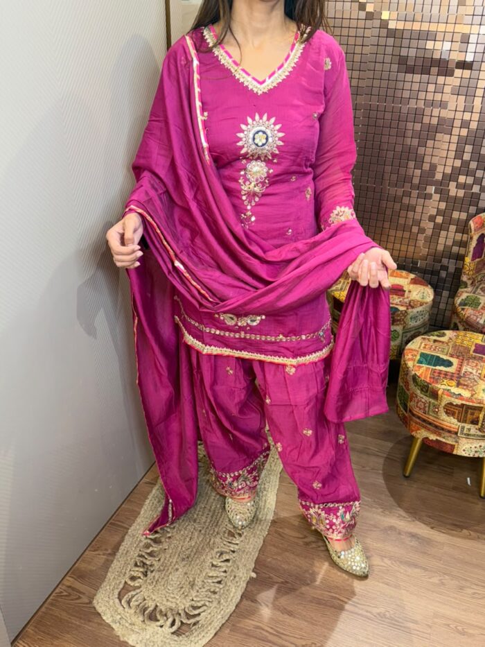 Magenta faarshi suit - Image 2