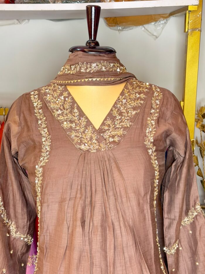 Mocha Royale – Embroidered Kurta - Image 2