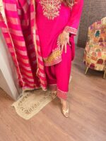 The karwachauth faarshi suit - Image 3