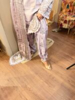 The pastel pakistaani suit - Image 4